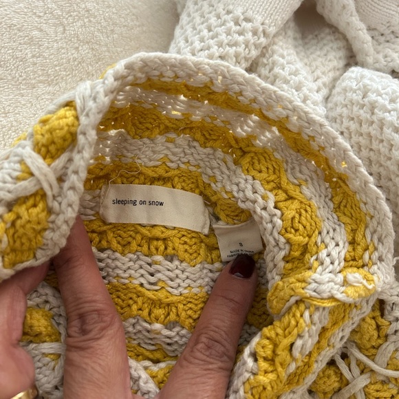 ANTHROPOLOGIE Chunky Honeycomb Knit Sweater in Yellow and Cream - Picture 3 of 4